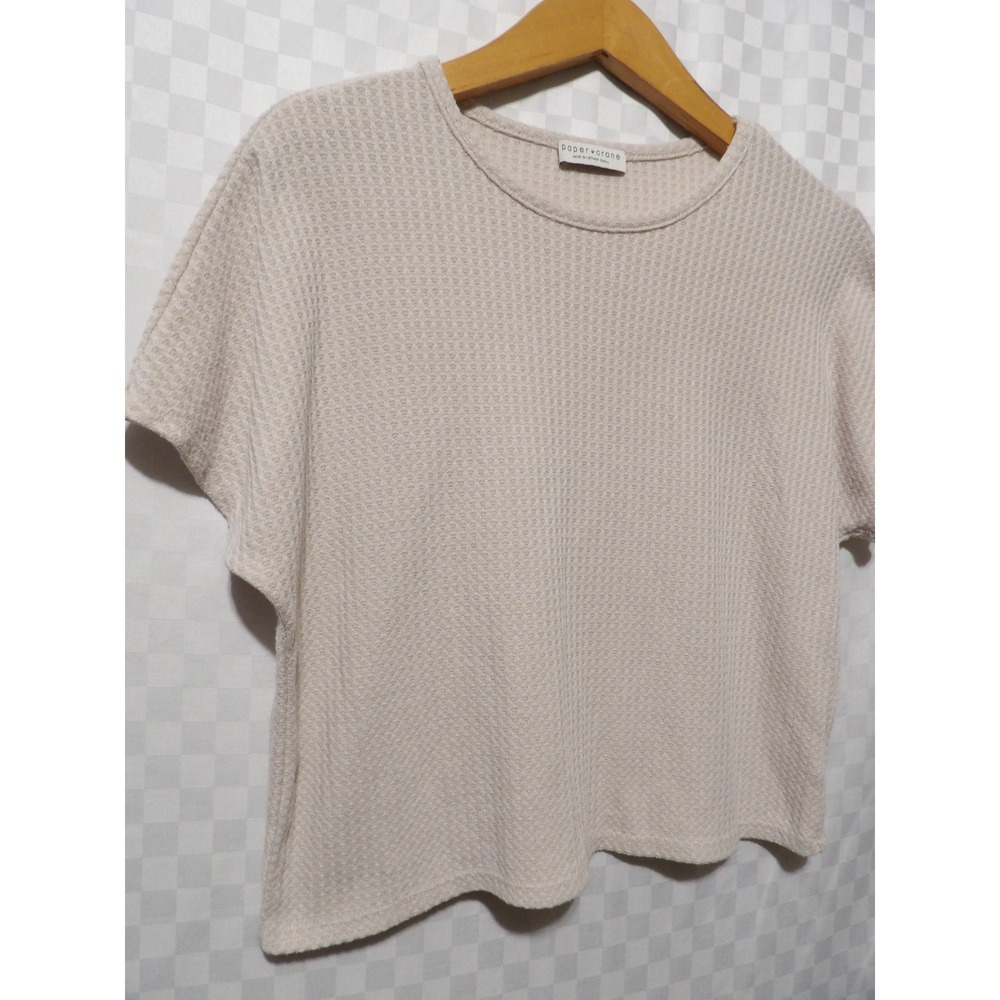 Paper Crane Waffle Knit Crop Top in Light Beige